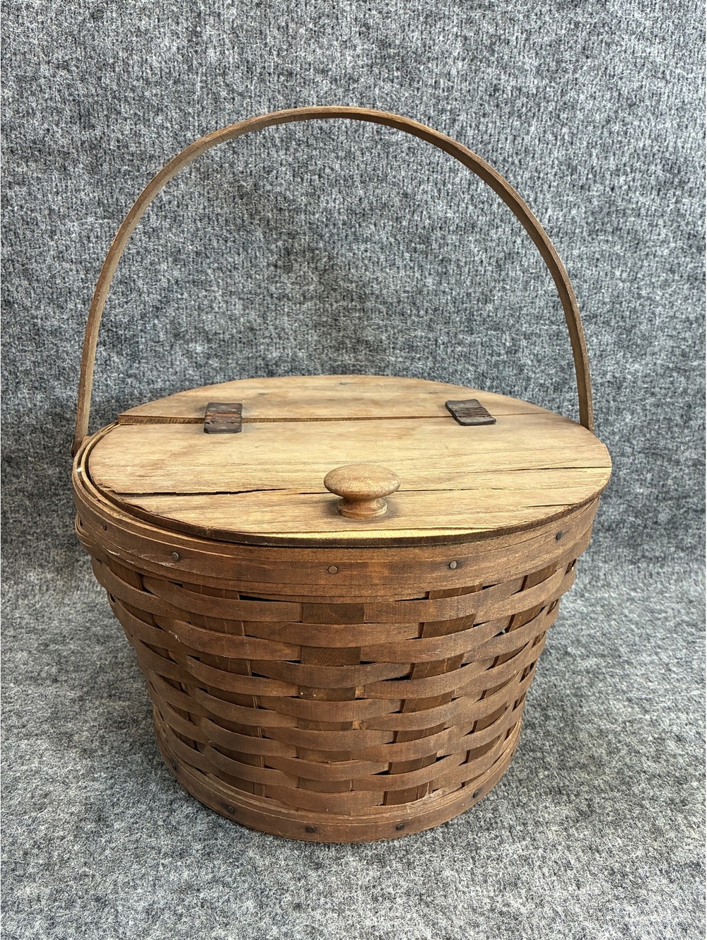 Vintage Longaberger Wooden Woven Sewing Basket with Lid and Handle SOME DAMAGE